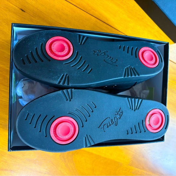 FUEGO Dance Shoes (All Black, Low Top) | 7 Men | 8 Women - Picture 3 of 5